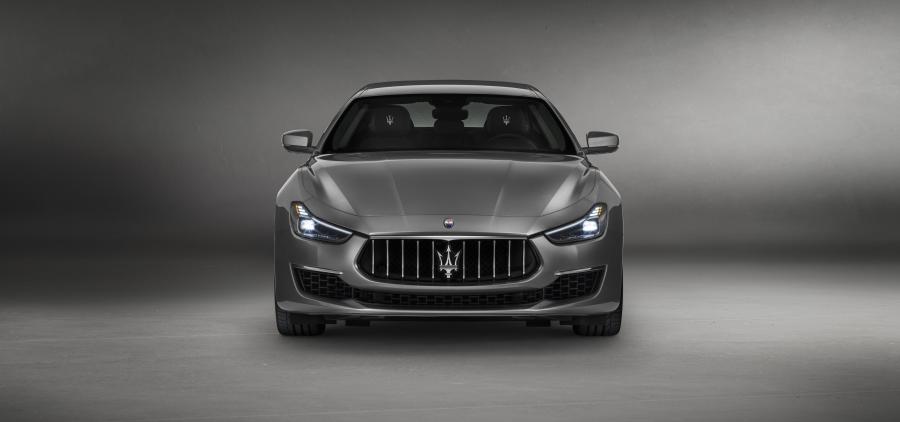  Maserati Ghibli S Q4 GranLusso 2017 года  (фото 2 из 43)